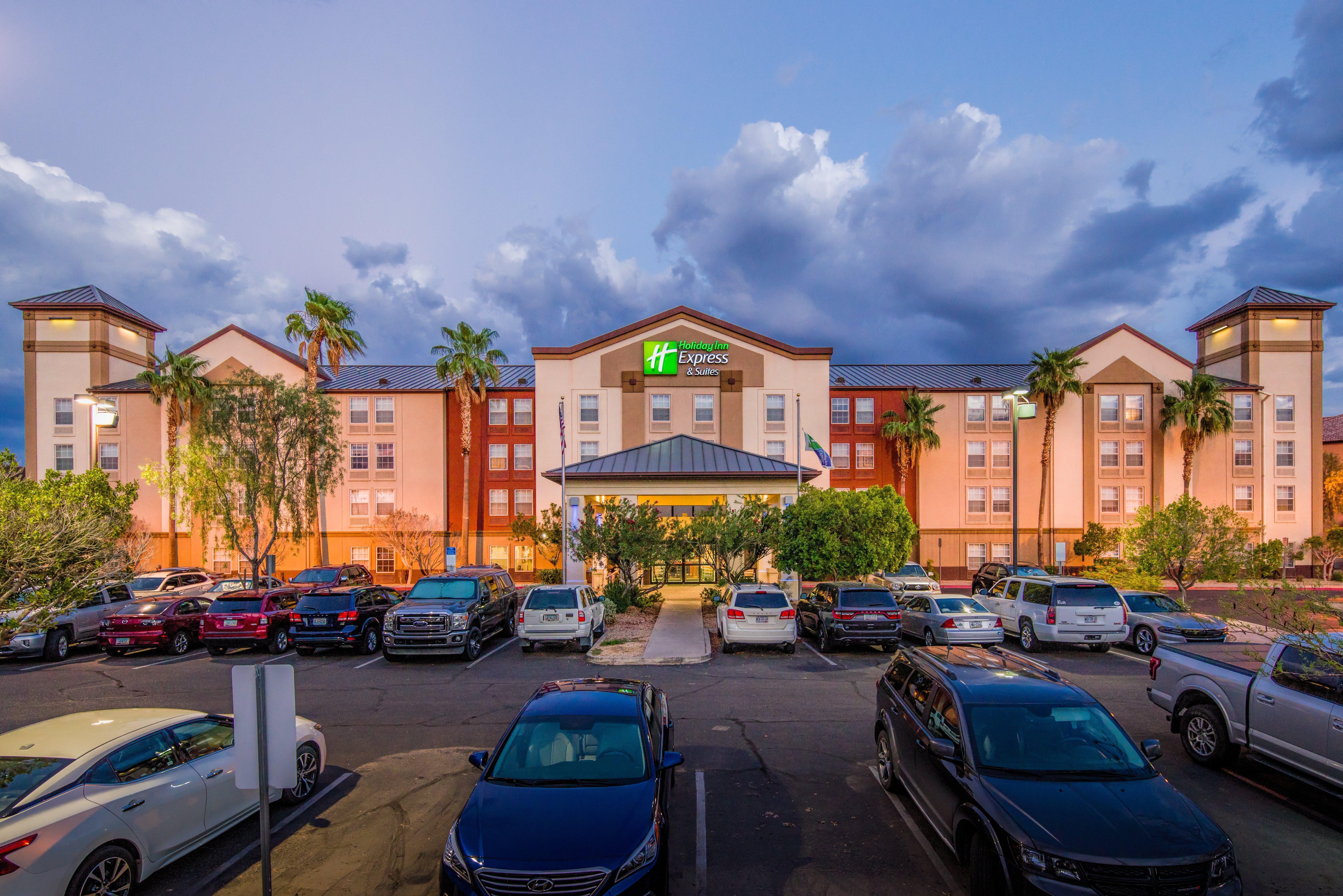 Holiday Inn Express Phoenix-Airport/University Drive By Ihg Dış mekan fotoğraf