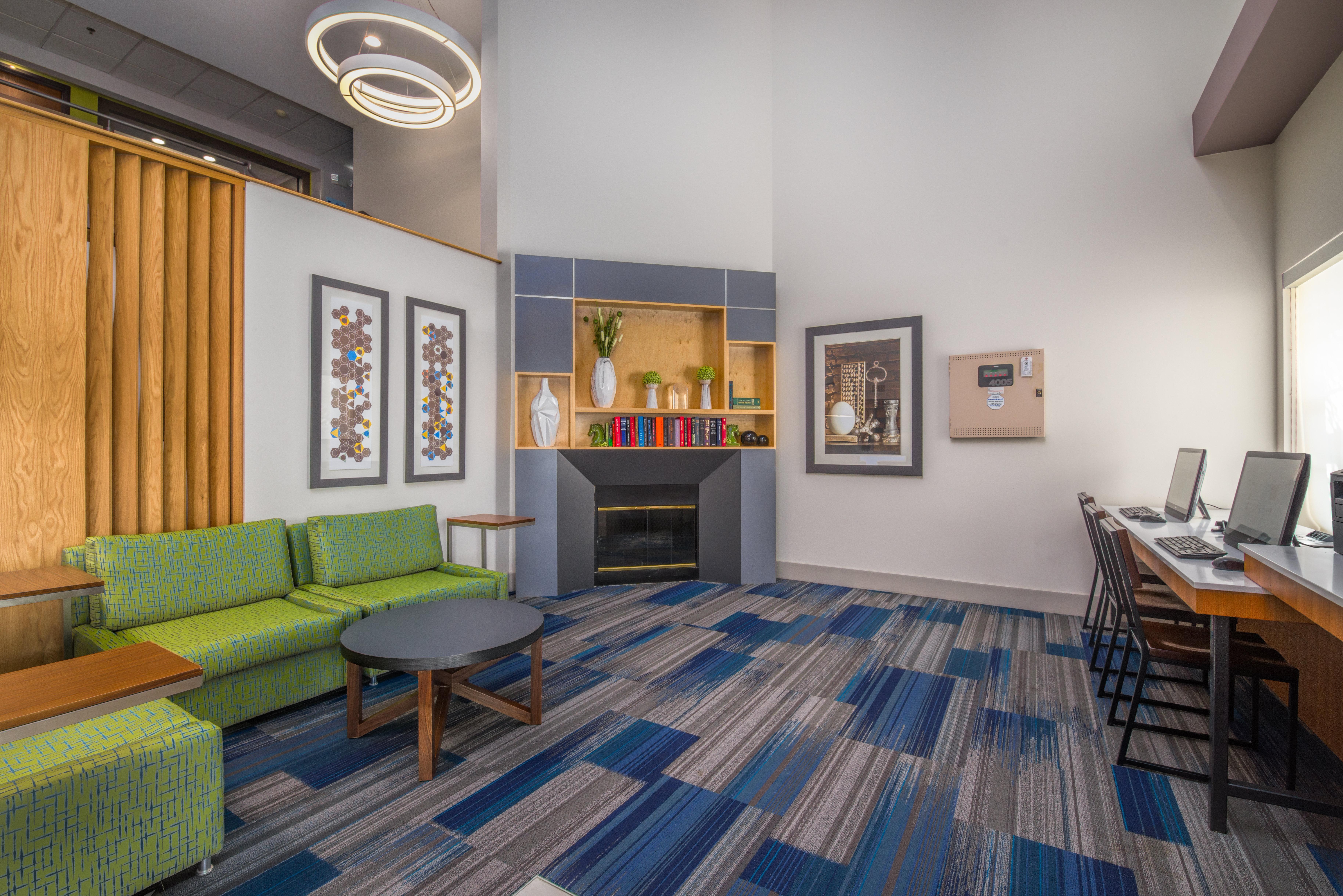 Holiday Inn Express Phoenix-Airport/University Drive By Ihg Dış mekan fotoğraf